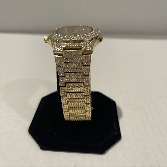 Men’s Crystal Iced-Out Silver Gold Watch Diamond Watch! - Picture 5 of 8